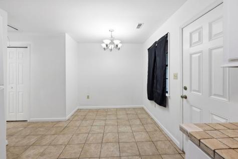 7915 Dutch Court North Charleston SC 29420