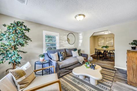 2016 Echo Avenue North Charleston SC 29405