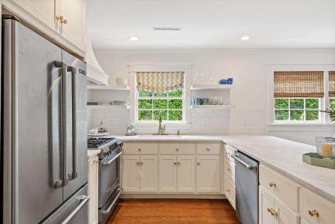 708 Pitt Street Mount Pleasant SC 29464