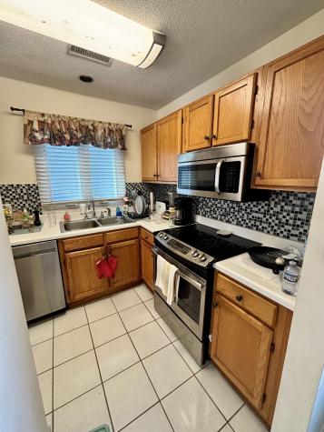 7 Thomas Walter Circle Santee SC 29142