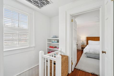 12 A Bedons Alley Charleston SC 29401