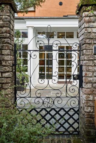 12 A Bedons Alley Charleston SC 29401