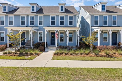 579 Blueway Avenue Summerville SC 29486