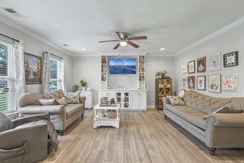 3281 Stonehaven Drive North Charleston SC 29420