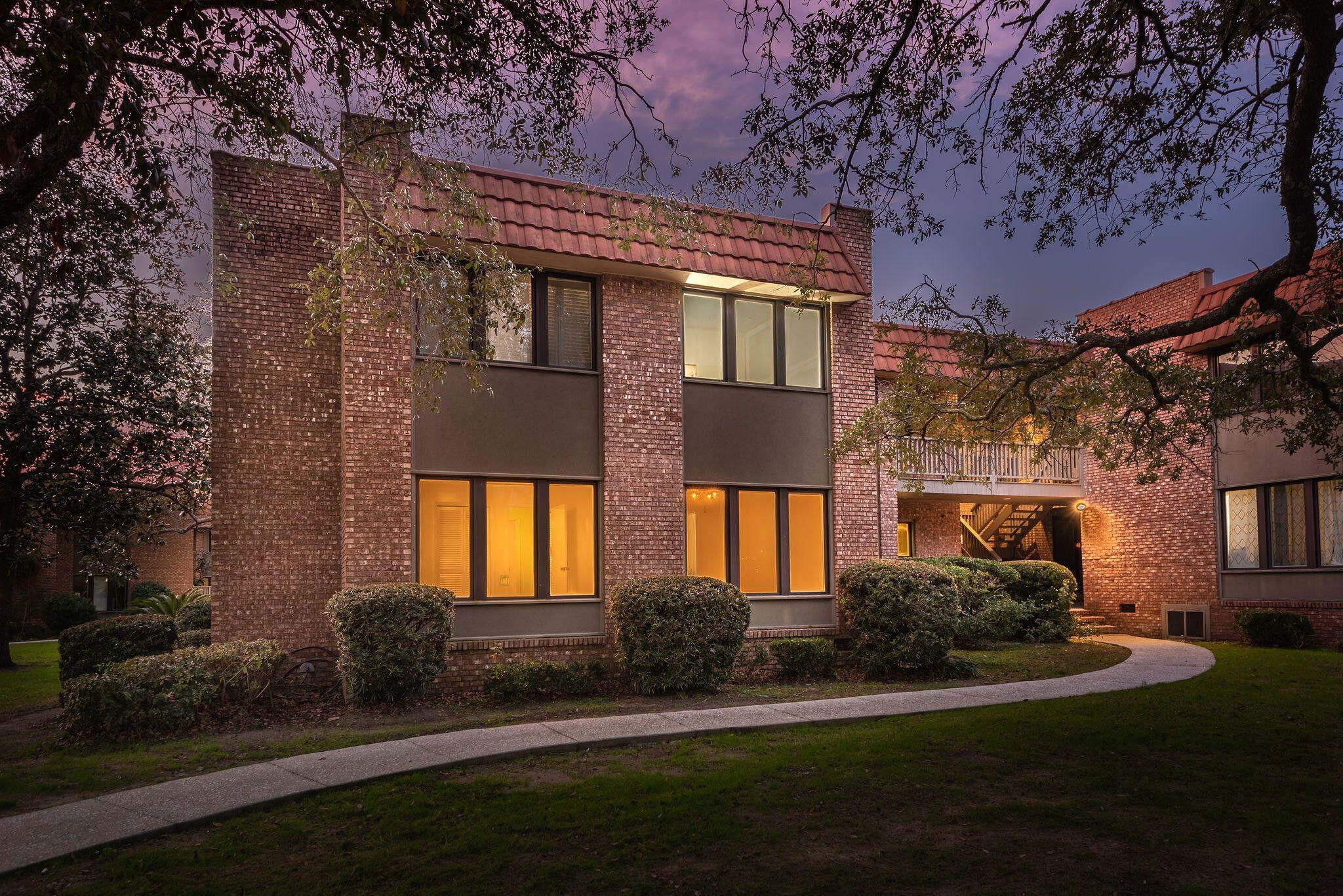 220 3rd Avenue Charleston SC 29403
