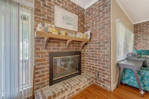 220 3rd Avenue Charleston SC 29403