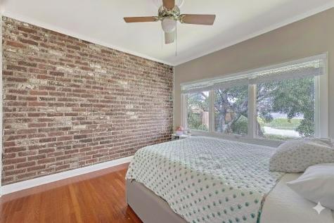 220 3rd Avenue Charleston SC 29403