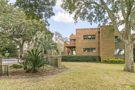 220 3rd Avenue Charleston SC 29403