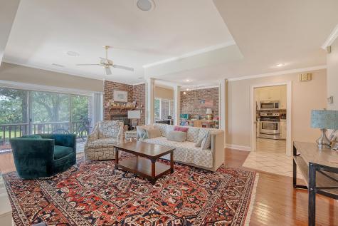 220 3rd Avenue Charleston SC 29403