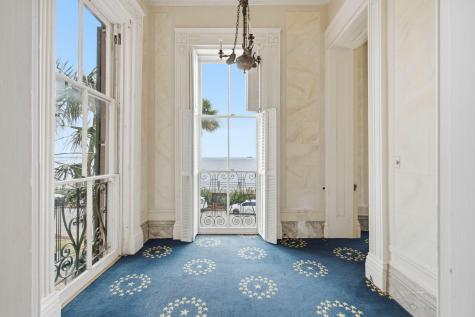 9 E Battery Charleston SC 29401