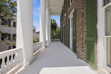 9 E Battery Charleston SC 29401