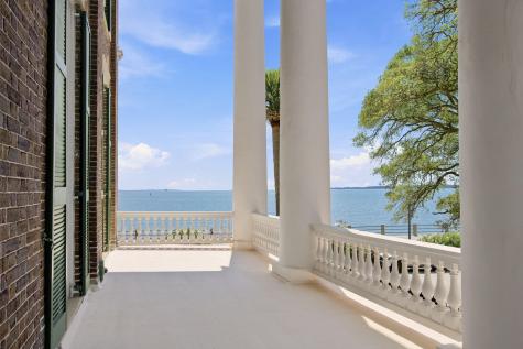 9 E Battery Charleston SC 29401