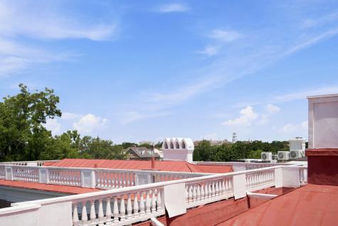 9 E Battery Charleston SC 29401