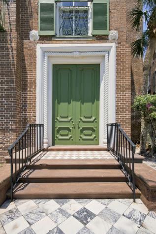 9 E Battery Charleston SC 29401