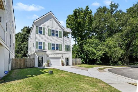 1009 Carmela Court North Charleston SC 29405