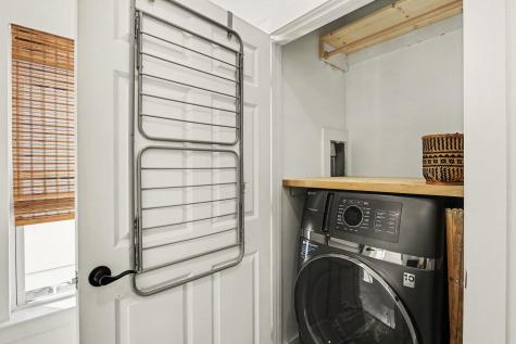 1009 Carmela Court North Charleston SC 29405
