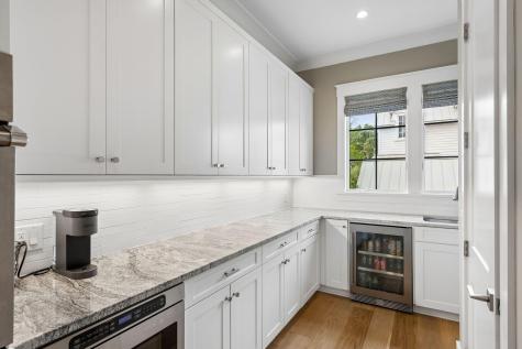 924 Pitt Street Mount Pleasant SC 29464