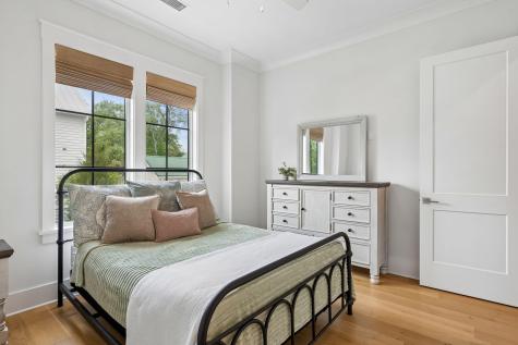 924 Pitt Street Mount Pleasant SC 29464