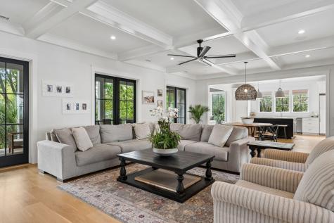 924 Pitt Street Mount Pleasant SC 29464