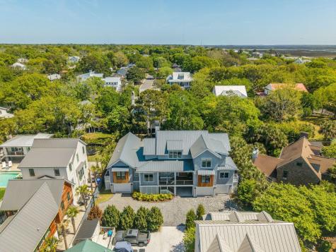 924 Pitt Street Mount Pleasant SC 29464
