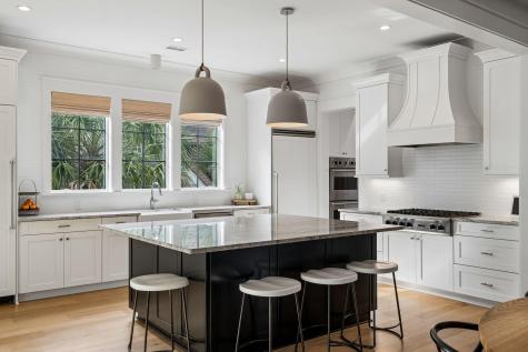 924 Pitt Street Mount Pleasant SC 29464