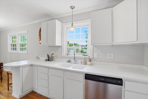 1246 Honeysuckle Lane Charleston SC 29412