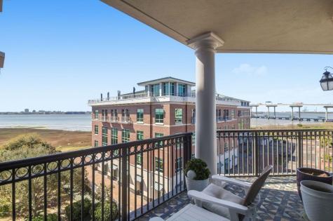161 N Plaza Court Mount Pleasant SC 29464