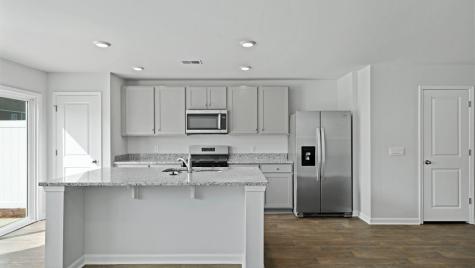 922 Long Bluff Road Summerville SC 29486
