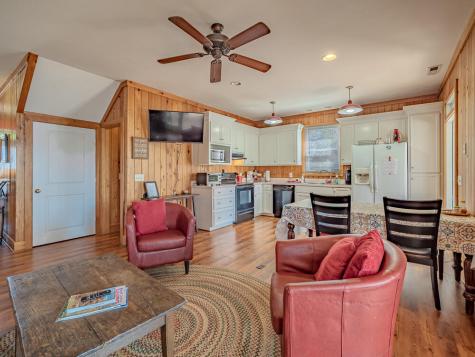 1296 Levi Street Manning SC 29102
