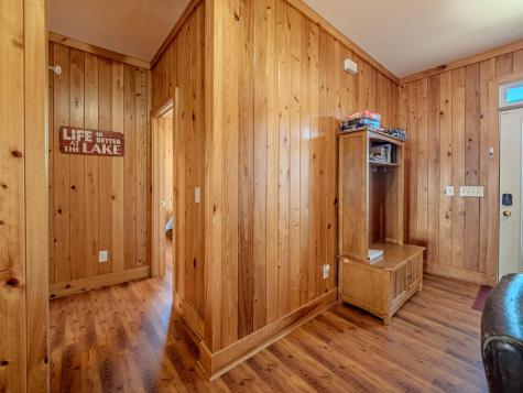 1296 Levi Street Manning SC 29102