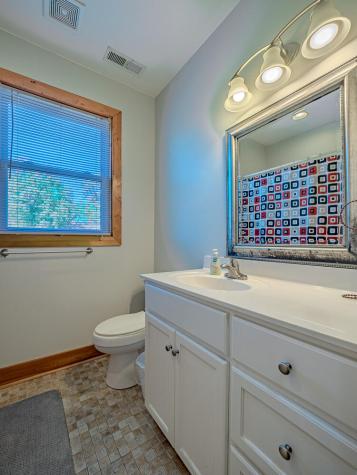 1296 Levi Street Manning SC 29102