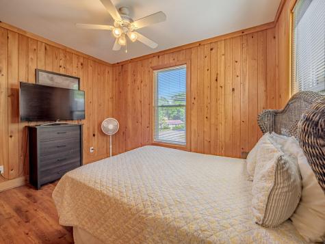1296 Levi Street Manning SC 29102