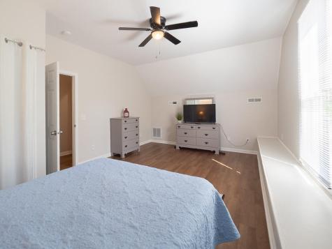 1296 Levi Street Manning SC 29102