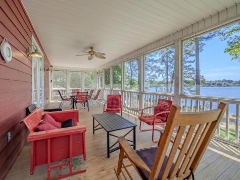 1296 Levi Street Manning SC 29102