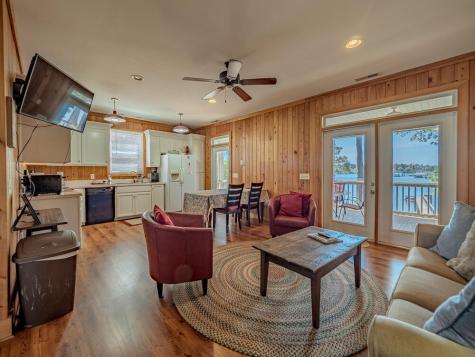 1296 Levi Street Manning SC 29102