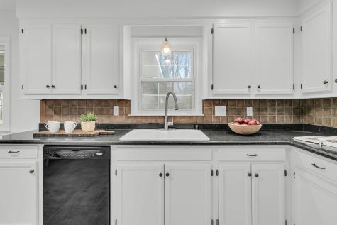 404 Forest Circle Summerville SC 29483