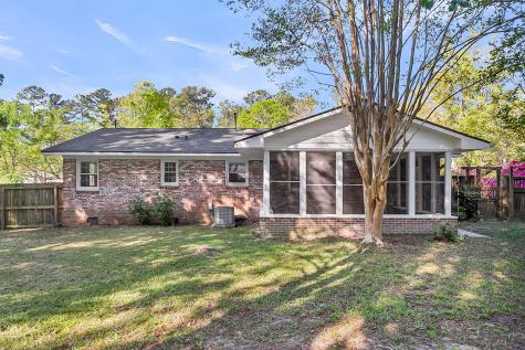 404 Forest Circle Summerville SC 29483