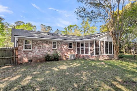 404 Forest Circle Summerville SC 29483