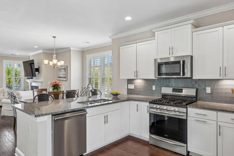 1630 Prince Edward Street Mount Pleasant SC 29466