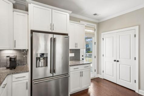 1630 Prince Edward Street Mount Pleasant SC 29466