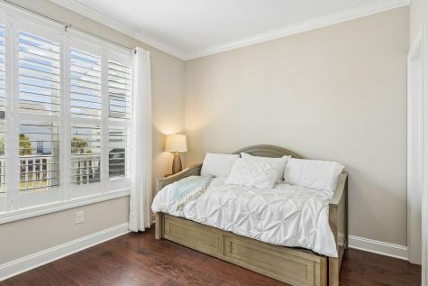 1630 Prince Edward Street Mount Pleasant SC 29466