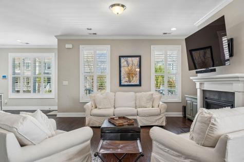 1630 Prince Edward Street Mount Pleasant SC 29466