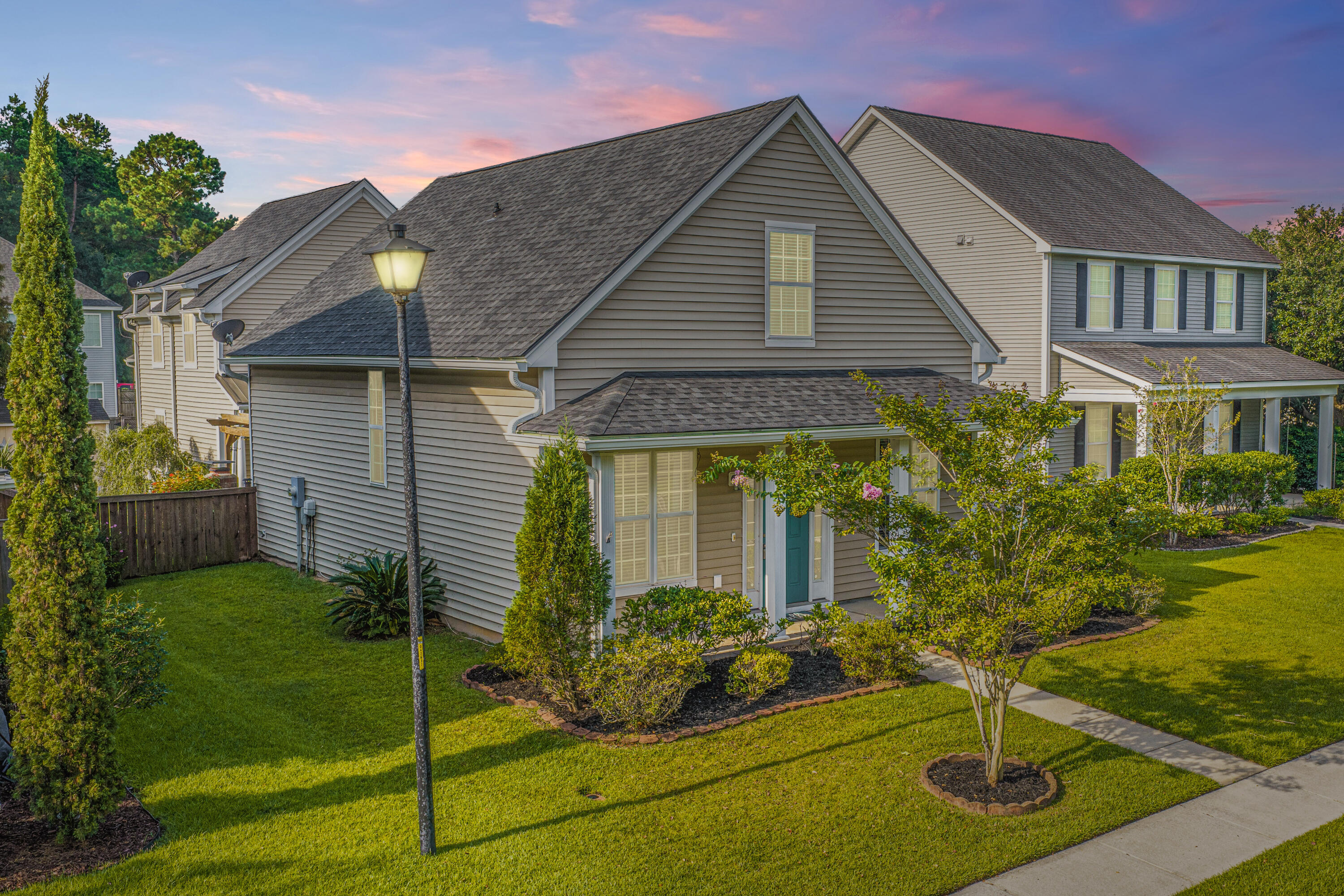 Moncks Corner SC, 111 Red Leaf Boulevard