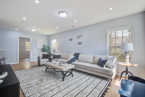 144 Graduate Lane Ladson SC 29456