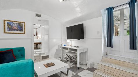 20 S Battery Street Charleston SC 29401