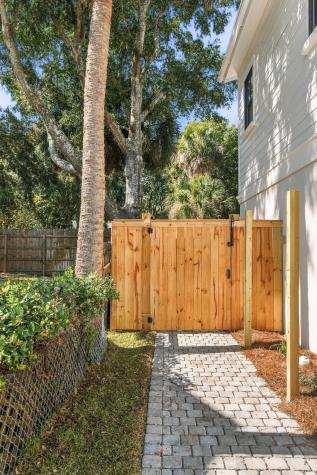 11 25th Avenue Isle Of Palms SC 29451