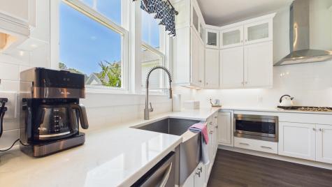 2012 Codorus Lane Hanahan SC 29410
