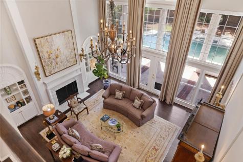 1210 Chersonese Round Mount Pleasant SC 29464