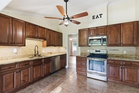 127 Cooper Circle Santee SC 29142