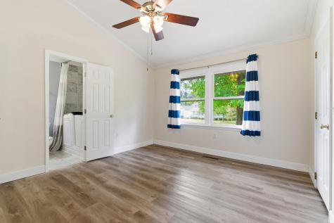 127 Cooper Circle Santee SC 29142